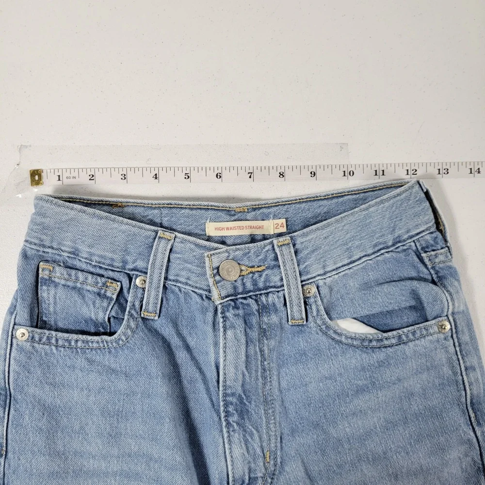 Levi‎ Strauss High Waisted Straight Leg Light Wash Denim Jeans Women Size 24